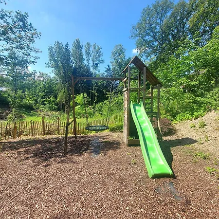 Le Refuge - Sauna - Hot Tub - Playstation بيت للعطل