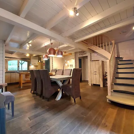 Holiday home Le Refuge - Sauna - Hot Tub - Playstation